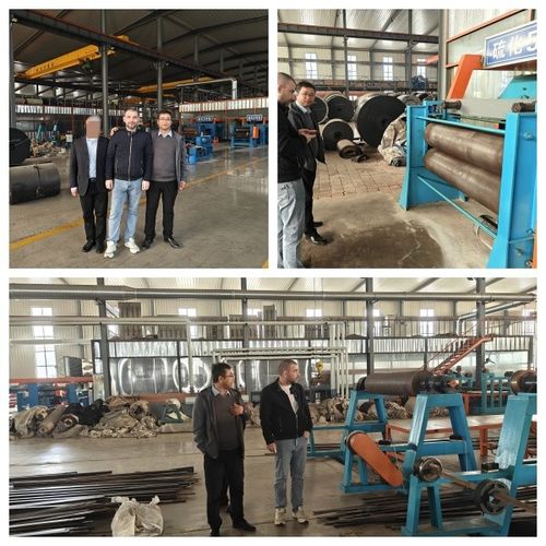 Het laatste nieuws van het bedrijf over Russische klanten investeren in de productie van transportbanden en bezoeken onze fabriek voor inspectie