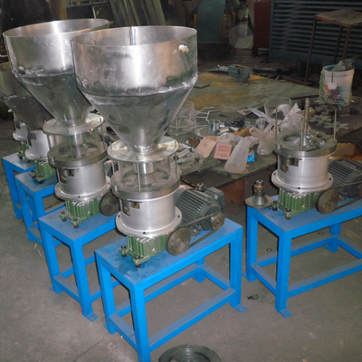 kopen ISO9001 Motorfietsbanden maken machine Automatische bandenpoeder sproeimachine Groen poeder online manufacture