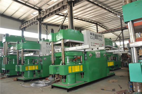 kopen Volledig automatische plaatvulcaniseringsmachine 100T rubber hydraulische vulcaniseringsmachine online manufacture