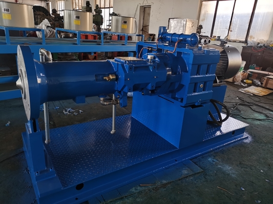 kopen 22 kW warmvoer rubber extruder gebruikt 120 mm hoge sterkte slijtvast schroef online manufacture