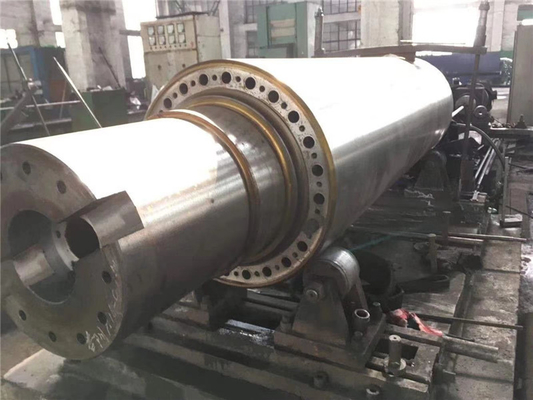 Nodulair gietijzer Rubber Machine Onderdelen Gesmede stalen as Hoge snelheid stalen rol