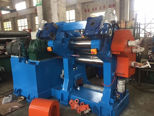 Elektrische PLC-controlekalendermachine met 10MPa druk voor de productie van rubber van 500-2000 mm