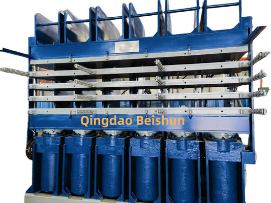 Goede prijs Hoogwaardige vierlaagse vulcaniserende pers met druk van 500 ton en PLC-besturing voor het opnieuw vulcaniseren van banden voor vrachtwagens online