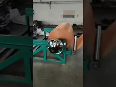 Gebruik van een rubberen vervoerband calender Druk het rubberen plaatje en de stoflaag stevig samen